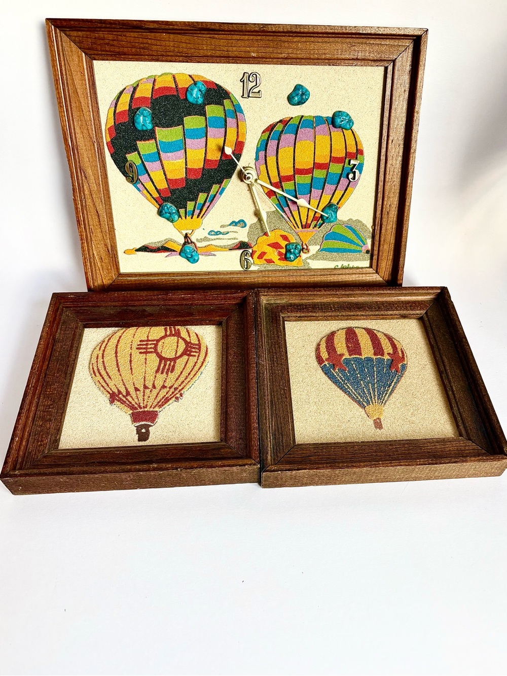 Vintage Sand Art Hot Air Balloons Southwestern Wall Art Trio W/ Clock (works!)